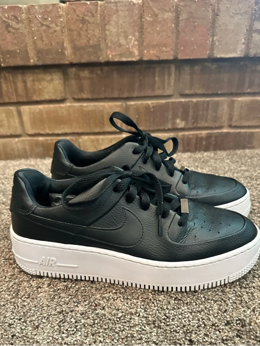 Women's Nike Air Force 1 Sage Low Black Platform Sneakers Size 9.5